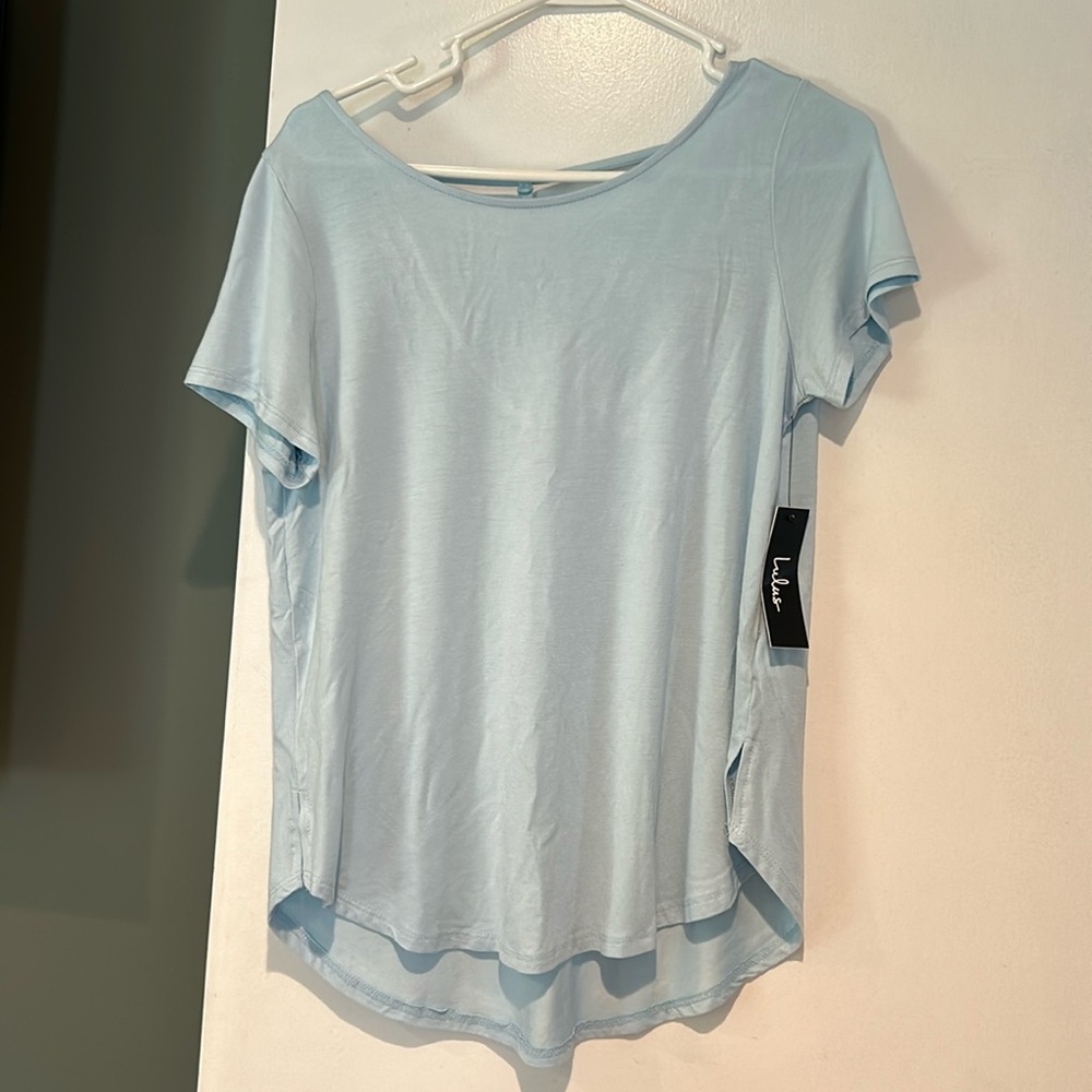 Light blue lulus tee